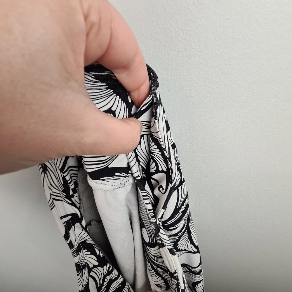 Title Nine Pull On‎ Skirt Black White Swirls Small Golf Pocket Granola Outdoor